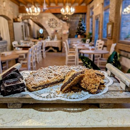 Agriturismo Le Fontanelle Da Valente Montichiari Eksteriør billede