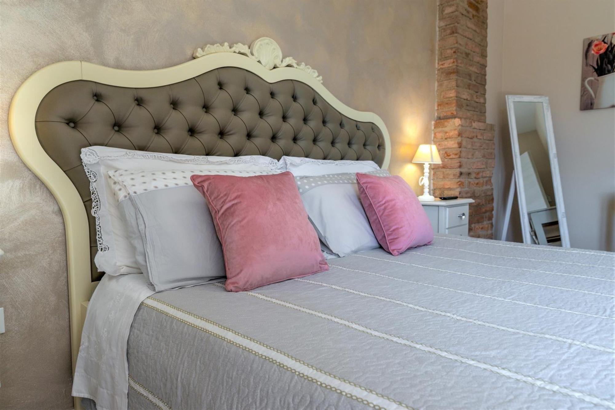 Agriturismo Le Fontanelle Da Valente Montichiari Værelse billede