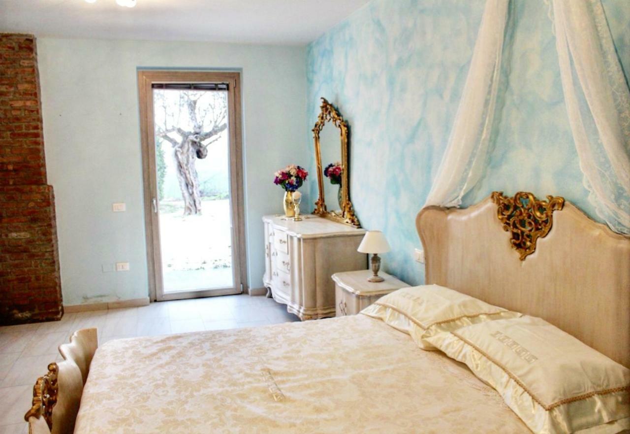 Agriturismo Le Fontanelle Da Valente Montichiari Eksteriør billede